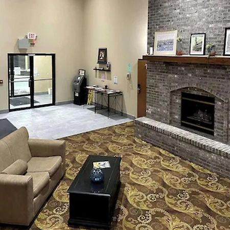 Quality Suites Near West Acres Fargo Dış mekan fotoğraf